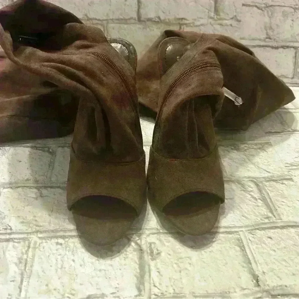 NWOT Cape Robbin Over the Knee Tight High Brown Faux Suede Boots Size 6.5